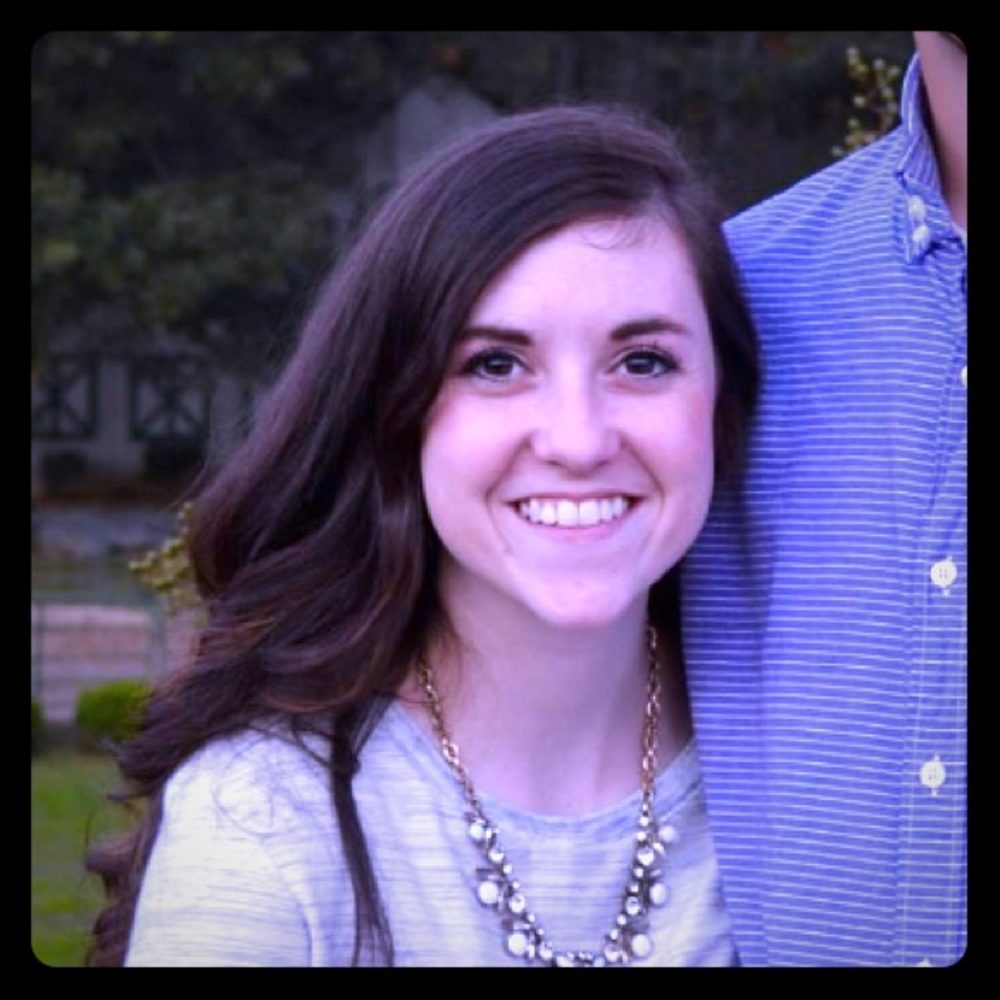 Meet your Posher, Danae